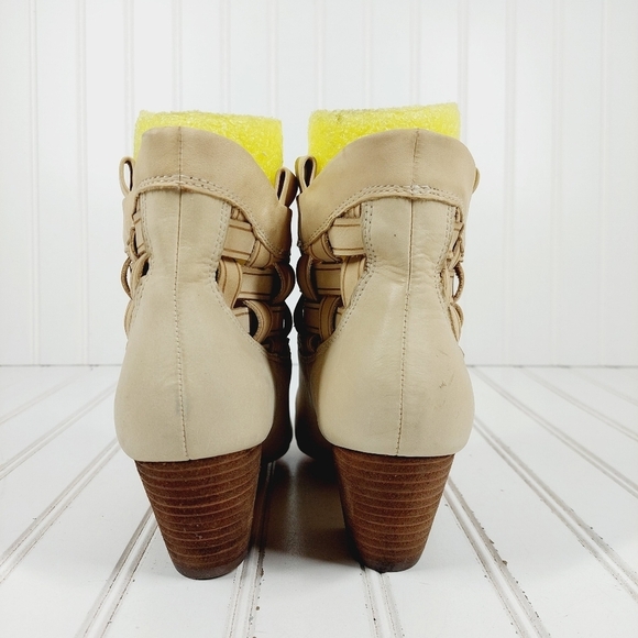 NEW Corso Como Cream Leather Block Heel Slip On Weaved Detail Ankle Boots E396 - Picture 6 of 13